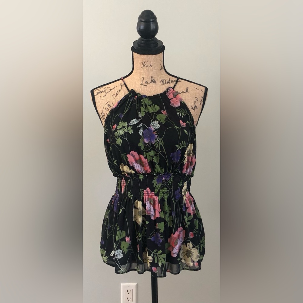 EXPRESS FLORAL PRINT RAZORBACK CROP TOP BUTTON CLOSE KEYHOLE SMOCKED WAIST SMALL